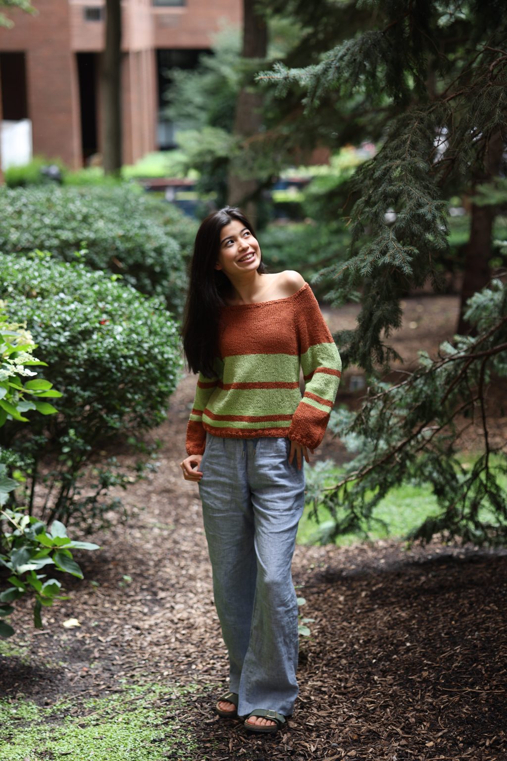 Stripes Raglan Sweater: Free Knitting&nbsp;Pattern