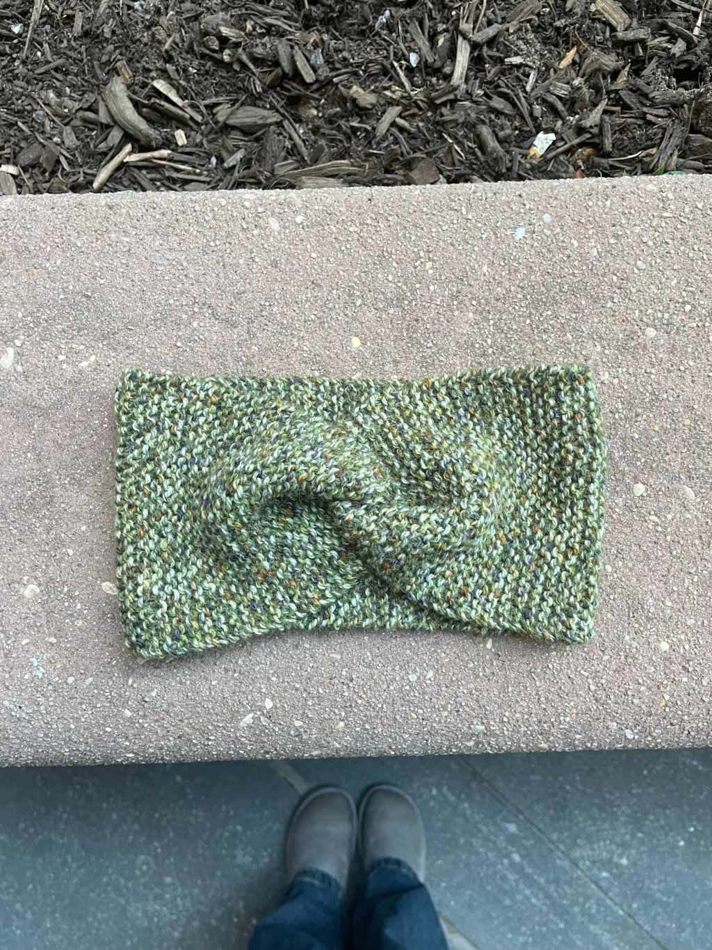 Twist Headband: Free Beginner Knitting&nbsp;Pattern